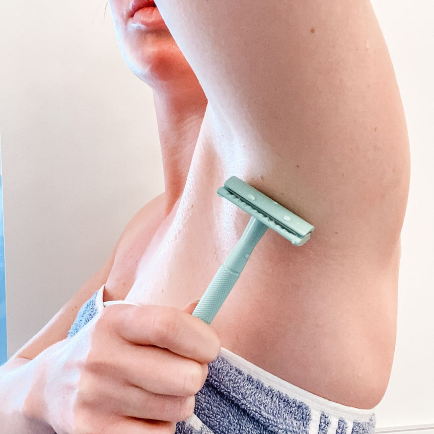Shaving Underarms with Safety Razor 