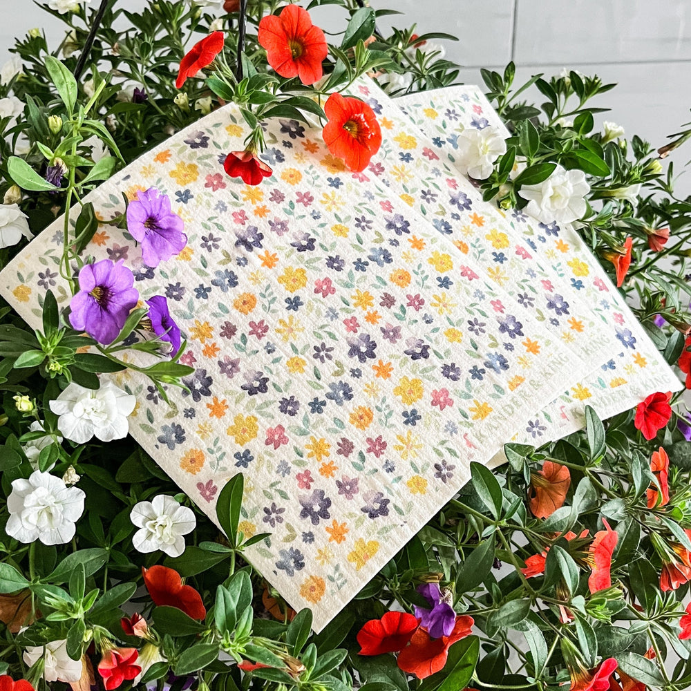 https://kanderandking.com/cdn/shop/products/wildflowers-swedish-sponge-cloth-in-flowers-kander-and-king-403496_1000x1000.jpg?v=1689062460